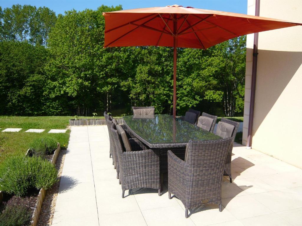 Lakeside Bed And Breakfast Payzac  Esterno foto